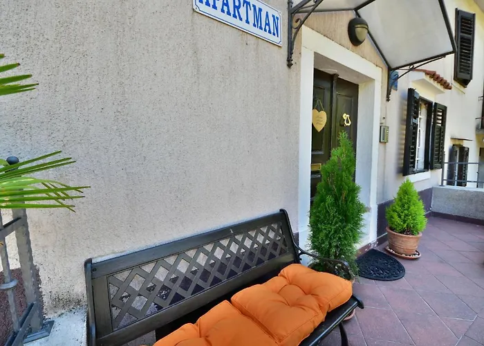 Lovrano-2 By Interhome * לובראן