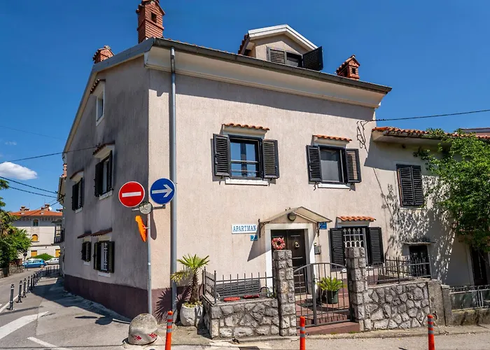 Lovrano-2 By Interhome Apartman *