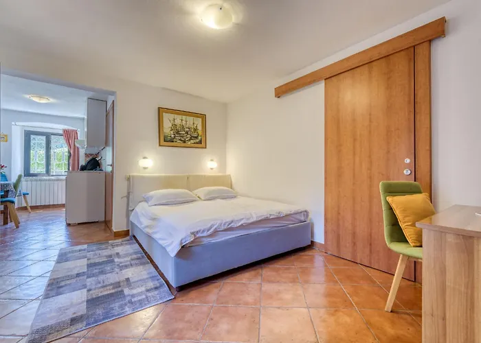 Lovrano-2 By Interhome *