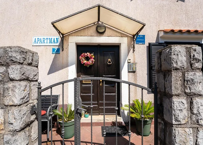 Lovrano-2 By Interhome Apartman *