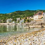 Lovrano-2 By Interhome *